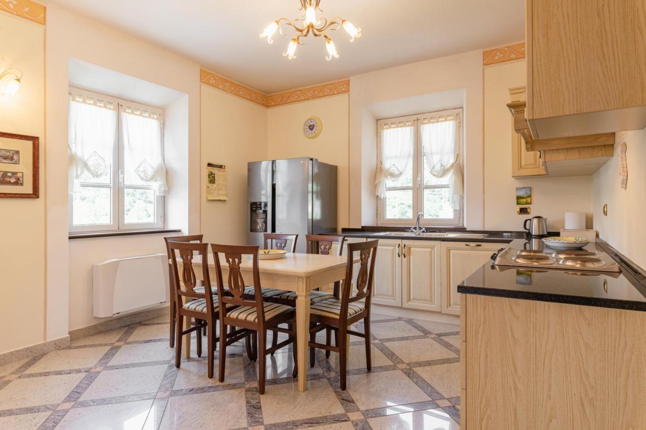 Lucca Franco'S Villa Diecimo Eksteriør billede